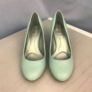 Bandolino B Flexible Heels (Light Teal Color)